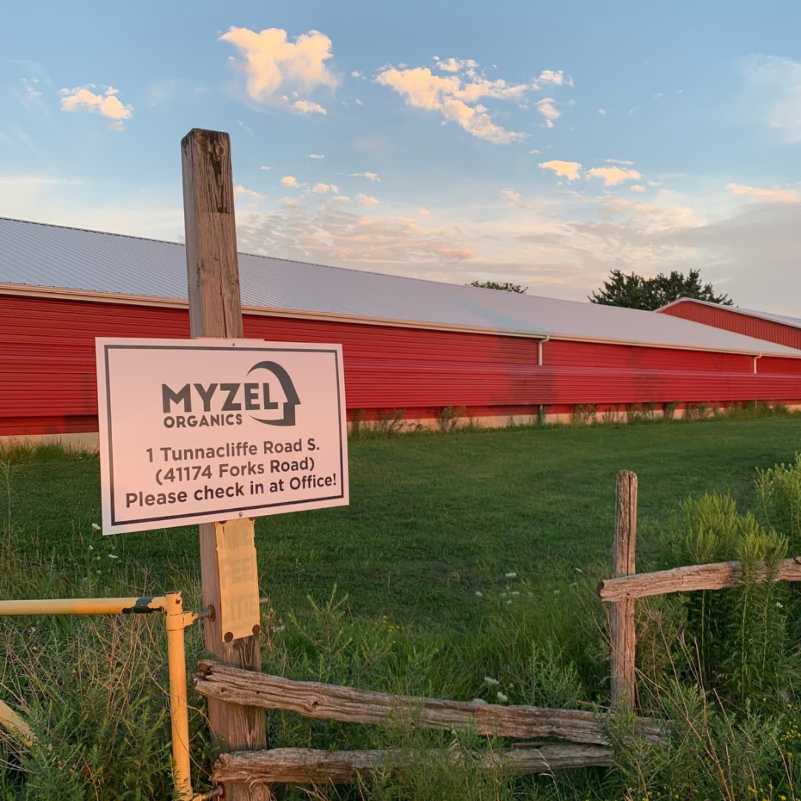 Myzel Organics farm and entrance sign in Wainfleet, Ontario